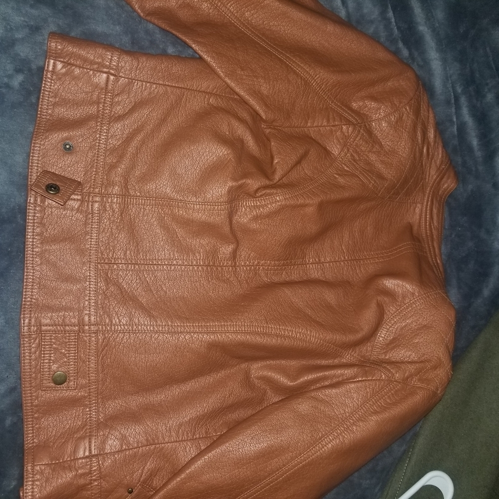 Jacket - Picture 2 of 3